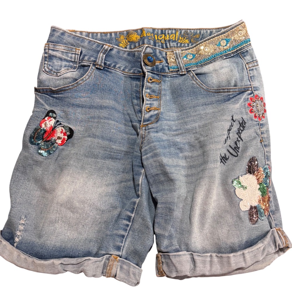 Desigual Denim Shorts Distressed Embellished Butterfly, Sequins Sz 26 (US, Sz 2)